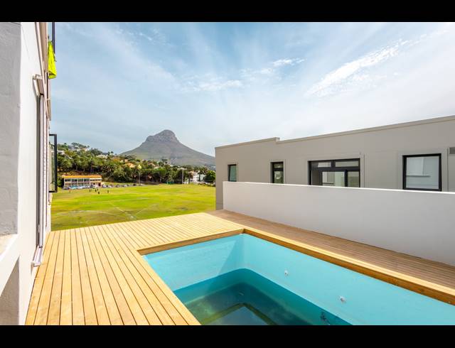 3 BEDROOM APARTMENT SOLD IN ORANJEZICHT
